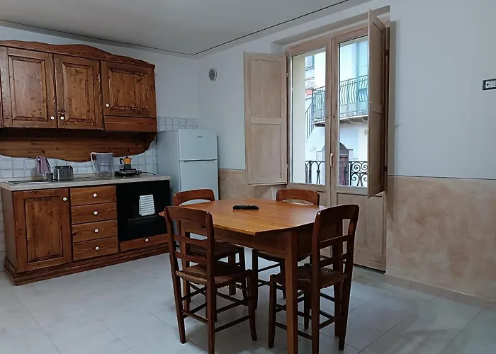 公寓 Casetta Nel Borgo Pianello Con Vista Panoramica *